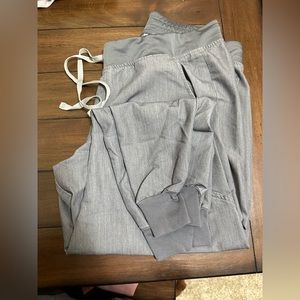 Figs Zamora jogger scrubs